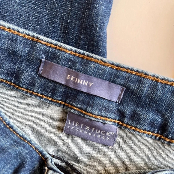 NYDJ Lift Tuck Technology Mid Rise Medium Wash Ankle Skinny Jeans 4 Slimming - Picture 7 of 9